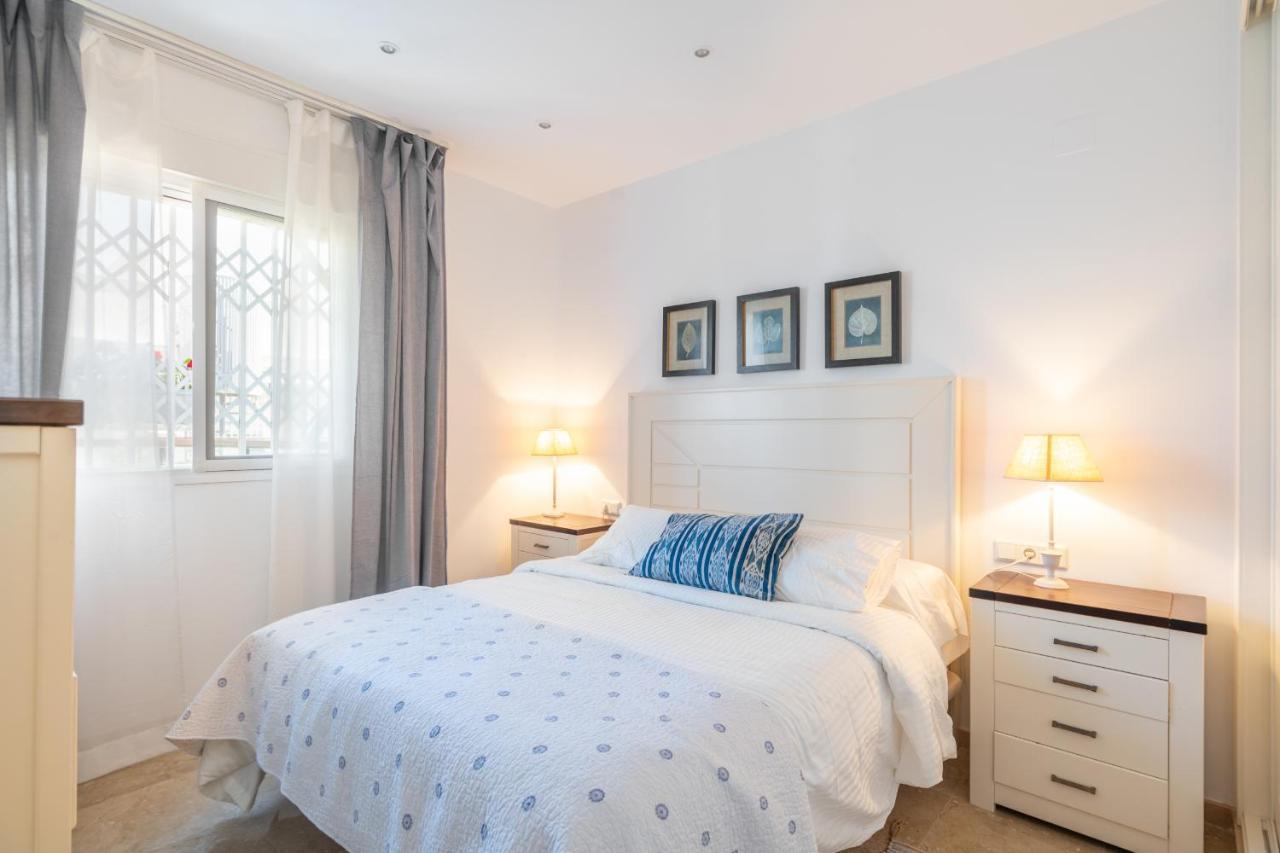 Atico 2 Terrazas Junto Al Mar By Rent Me Apartment Естепона Екстериор снимка