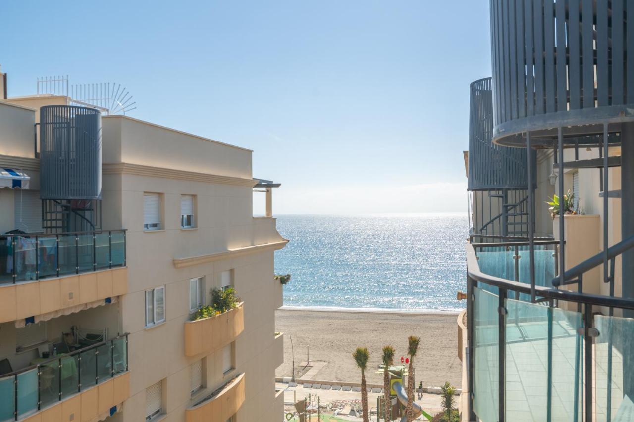 Atico 2 Terrazas Junto Al Mar By Rent Me Apartment Естепона Екстериор снимка